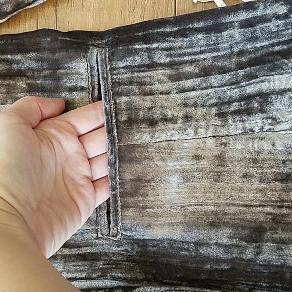 Velvet H&M Blazer - Picture 5 of 15